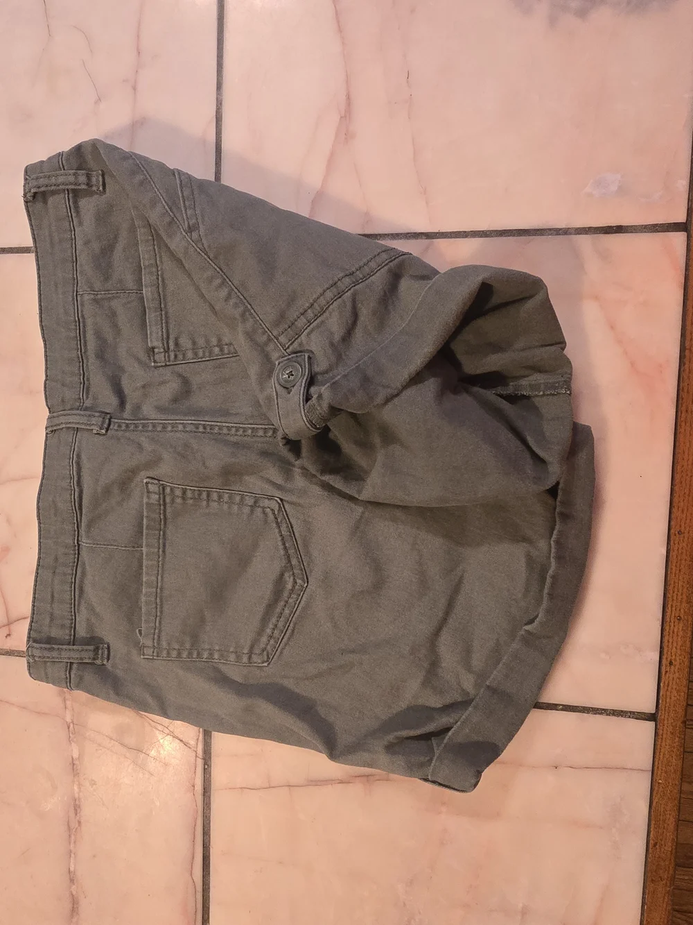 Jones New York Olive Green Women's Utility Shorts